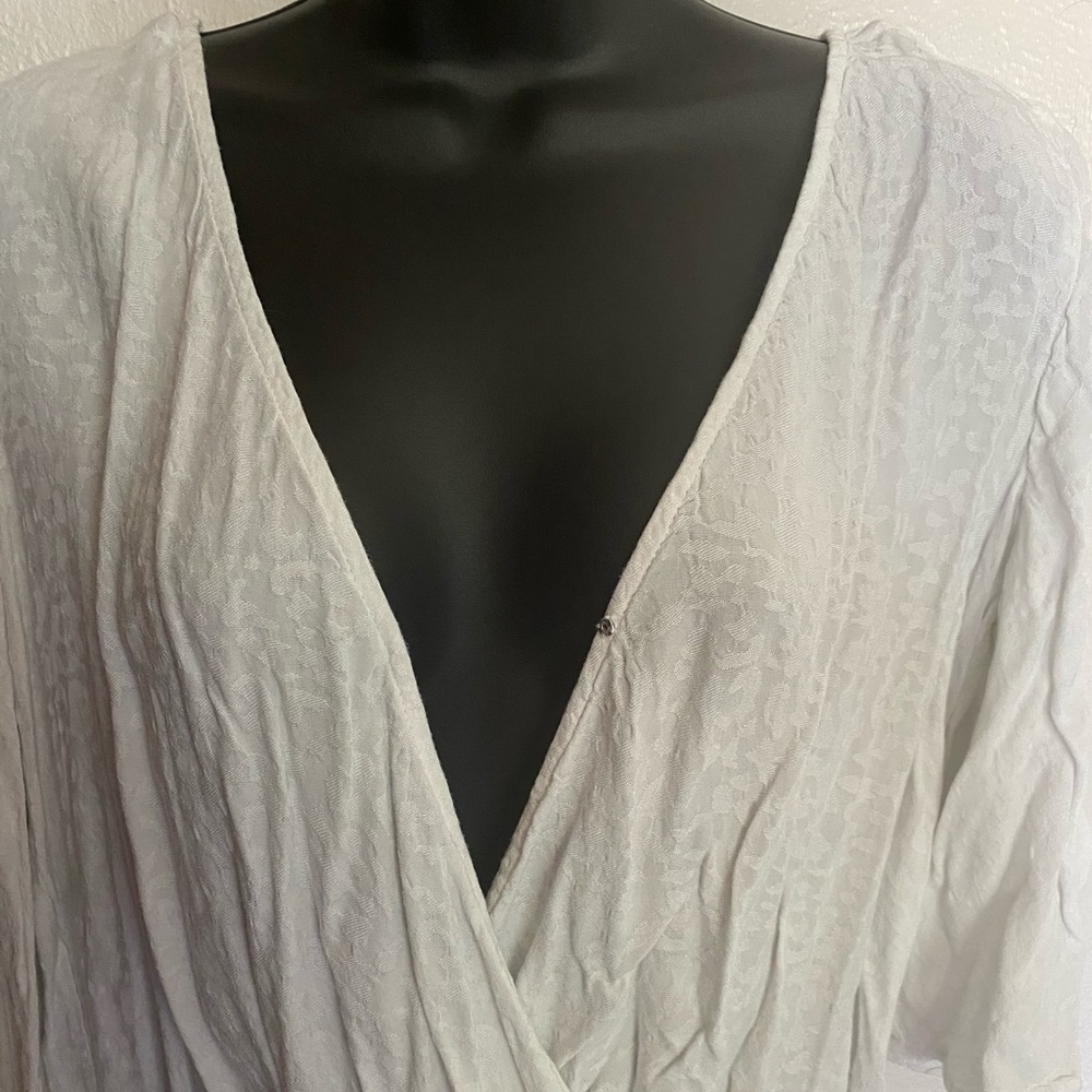 Blouse. White